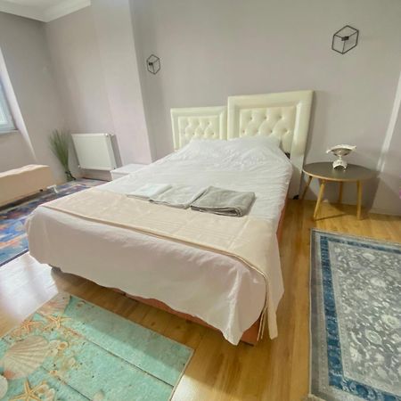 Cozy House Near The Airport Apartment Arnavutkoy Bagian luar foto